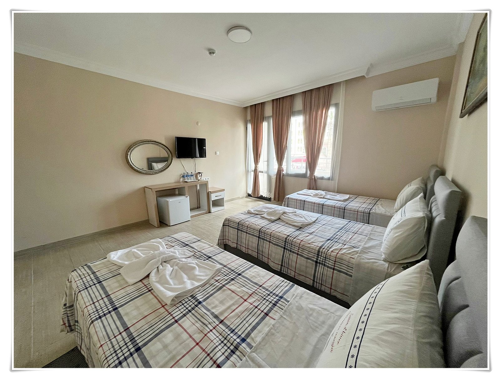 Confort Triple Room